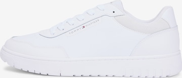 TOMMY HILFIGER - Sapatilhas baixas 'BASKET CORE LITE' em branco: frente