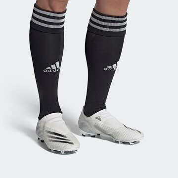ADIDAS SPORTSWEAR Футболни обувки 'X GHOSTED.3' в бяло: отпред