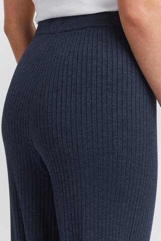 Oxmo - Bootcut Pantalón chino 'Rie' en azul