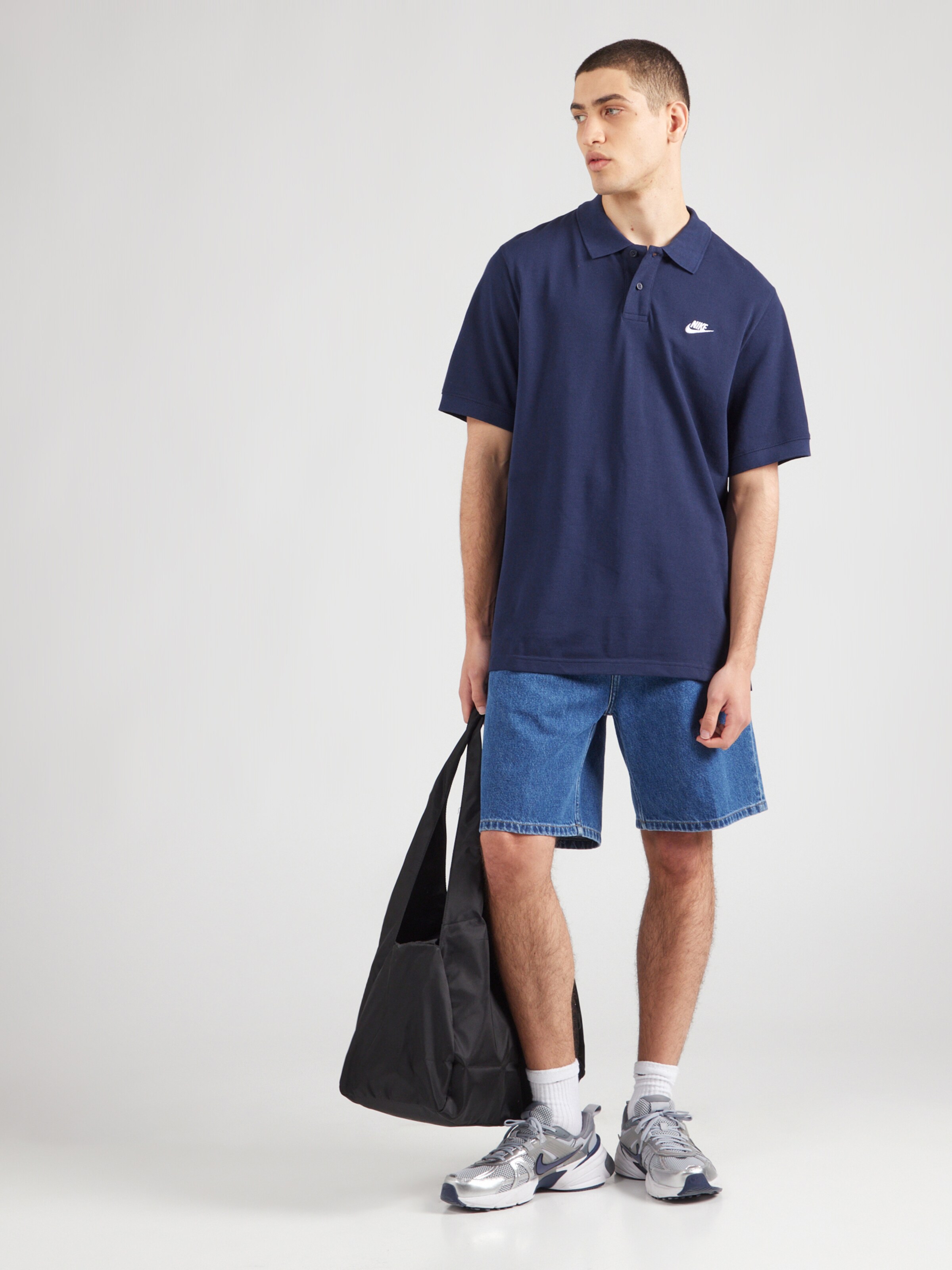 nike club t shirt navy