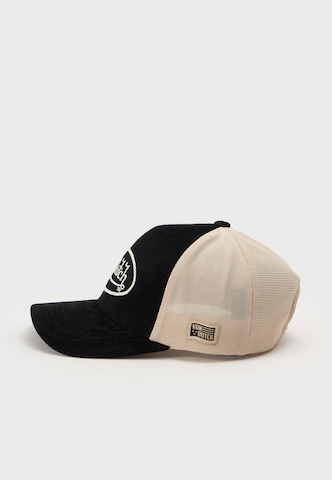 Von Dutch Cap in Black: front