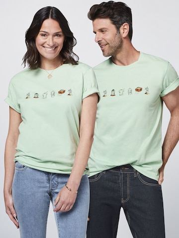 Detto Fatto Shirt ' im „Nature to Nature“-Design ' in Green: front