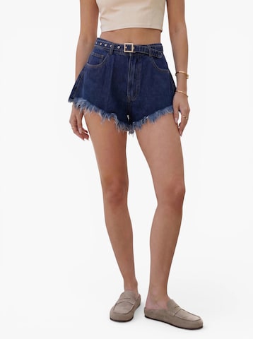 Hoermanseder Regular Jeans 'Caro' in Blue: front