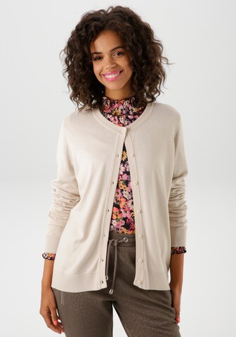 Aniston CASUAL Strickjacke in Beige: Vorderseite
