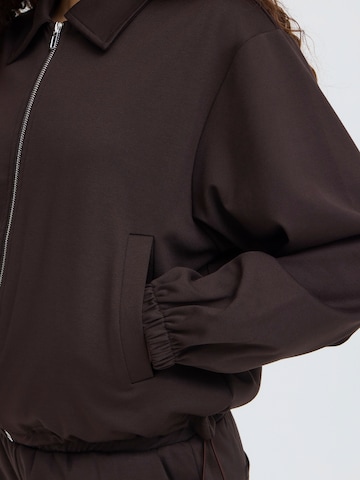 ICHIPrijelazna jakna 'IHKATE' - smeđa boja