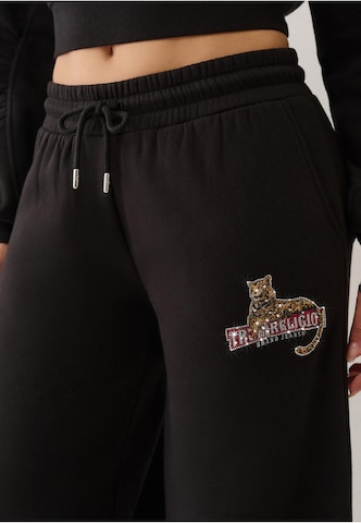 True Religion Loosefit Sporthose in Schwarz
