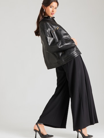 Wide leg Pantaloni 'Corinna' di millane in nero