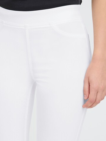 Oxmo Slim fit Trousers 'Keily' in White