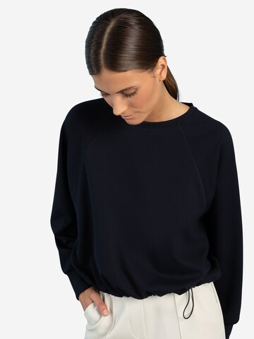 Sweat-shirt MORE & MORE en bleu : devant