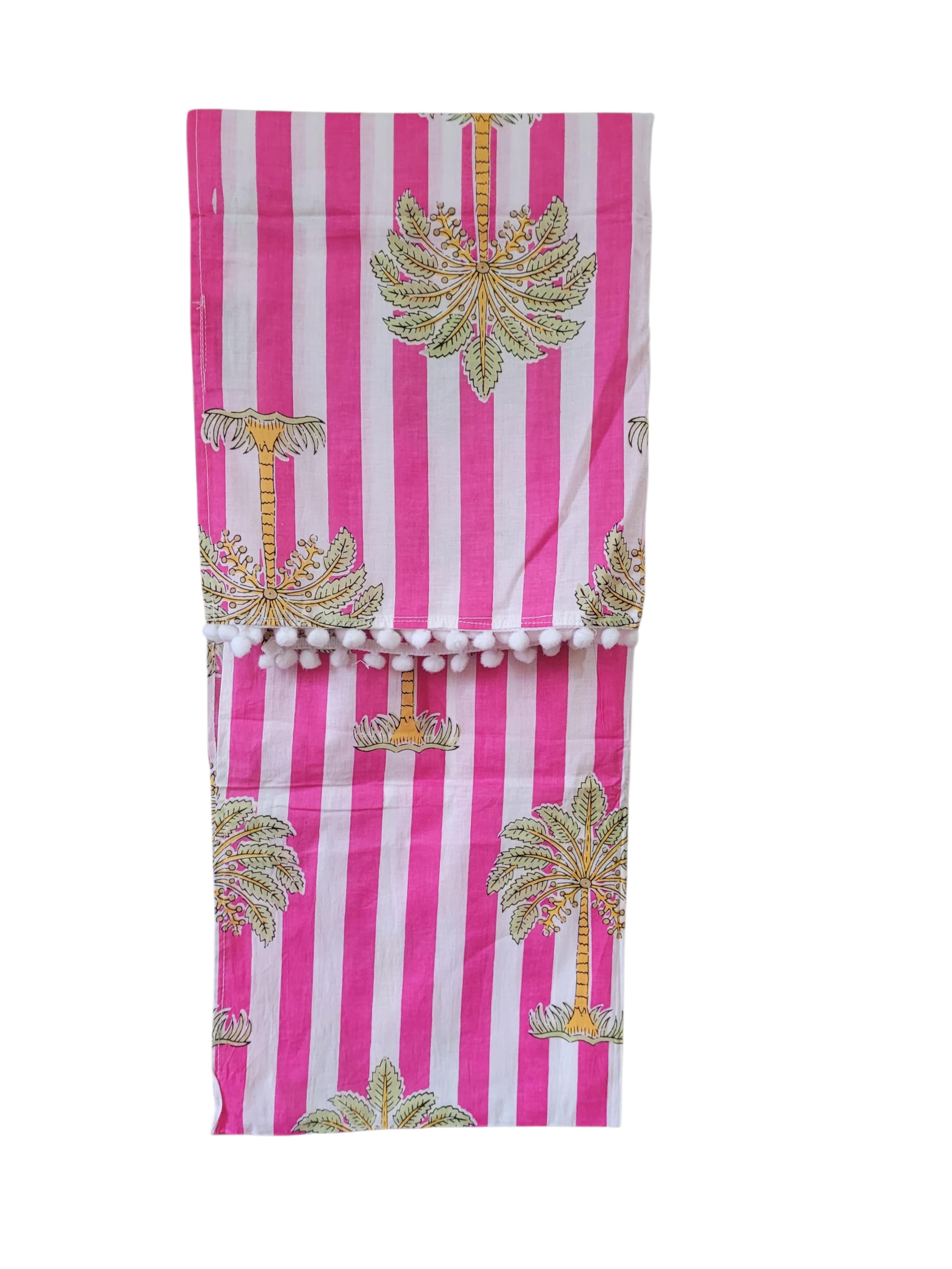 PfauGermany Wrap 'Rainbow Colors' in Pink: front