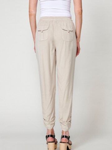 KOROSHI Regular Trousers in Beige