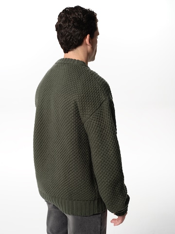ABOUT YOU x Jaime Lorente Sweater 'Philipp' in Green