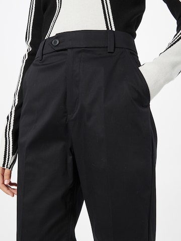 ESPRIT regular Παντελόνι με τσάκιση σε μαύρο
