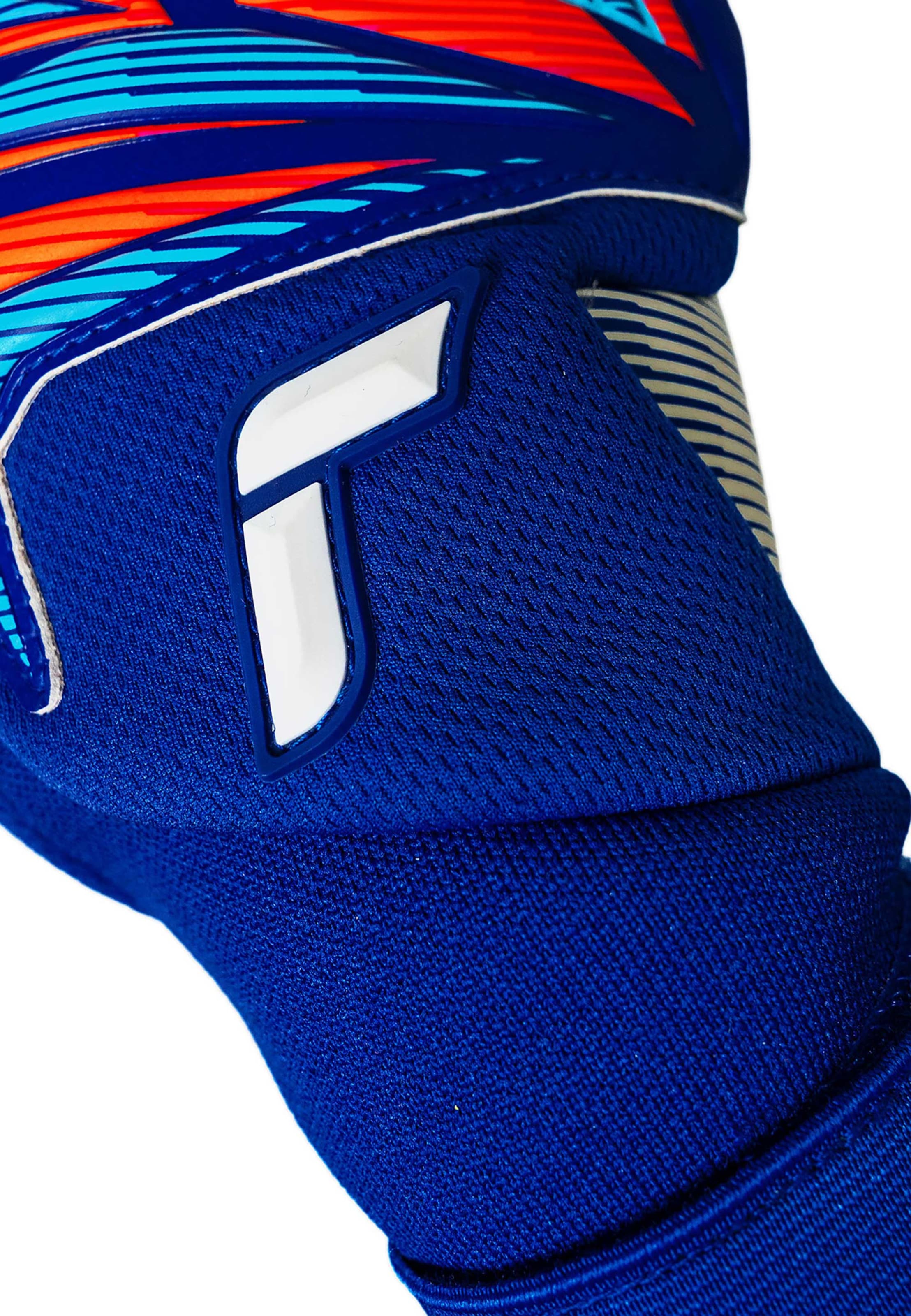 REUSCH Sports gloves 'Attrakt Gold X NC Gravity' in Blue