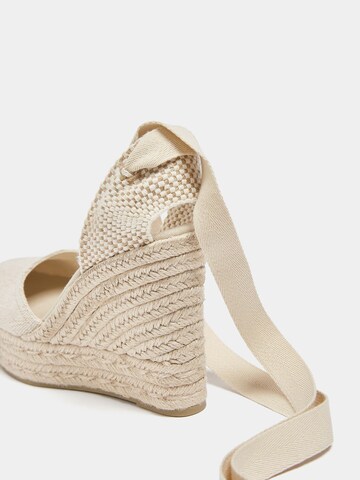 Pull&Bear Sandals in Beige