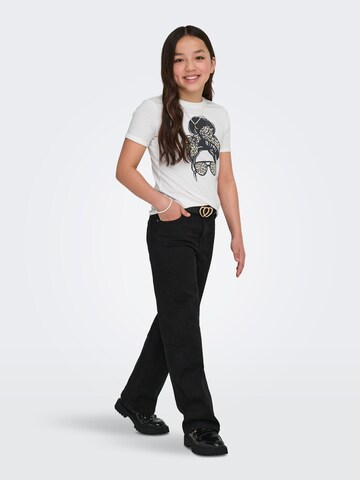 ONLY GIRLS - Camiseta 'KOGEmma' en blanco
