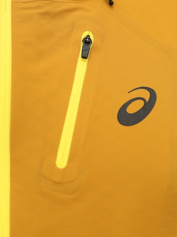 ASICS Urheilutakki 'Fujitrail' värissä keltainen