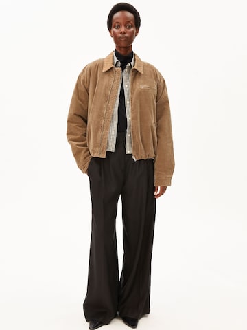 ARMEDANGELS Kordjacke PADDED ICONIC Å in Braun