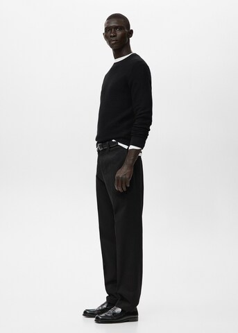 MANGO MAN Regular Pleated Pants 'Koda' in Black