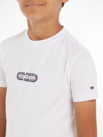 Tricou de la TOMMY HILFIGER pe alb