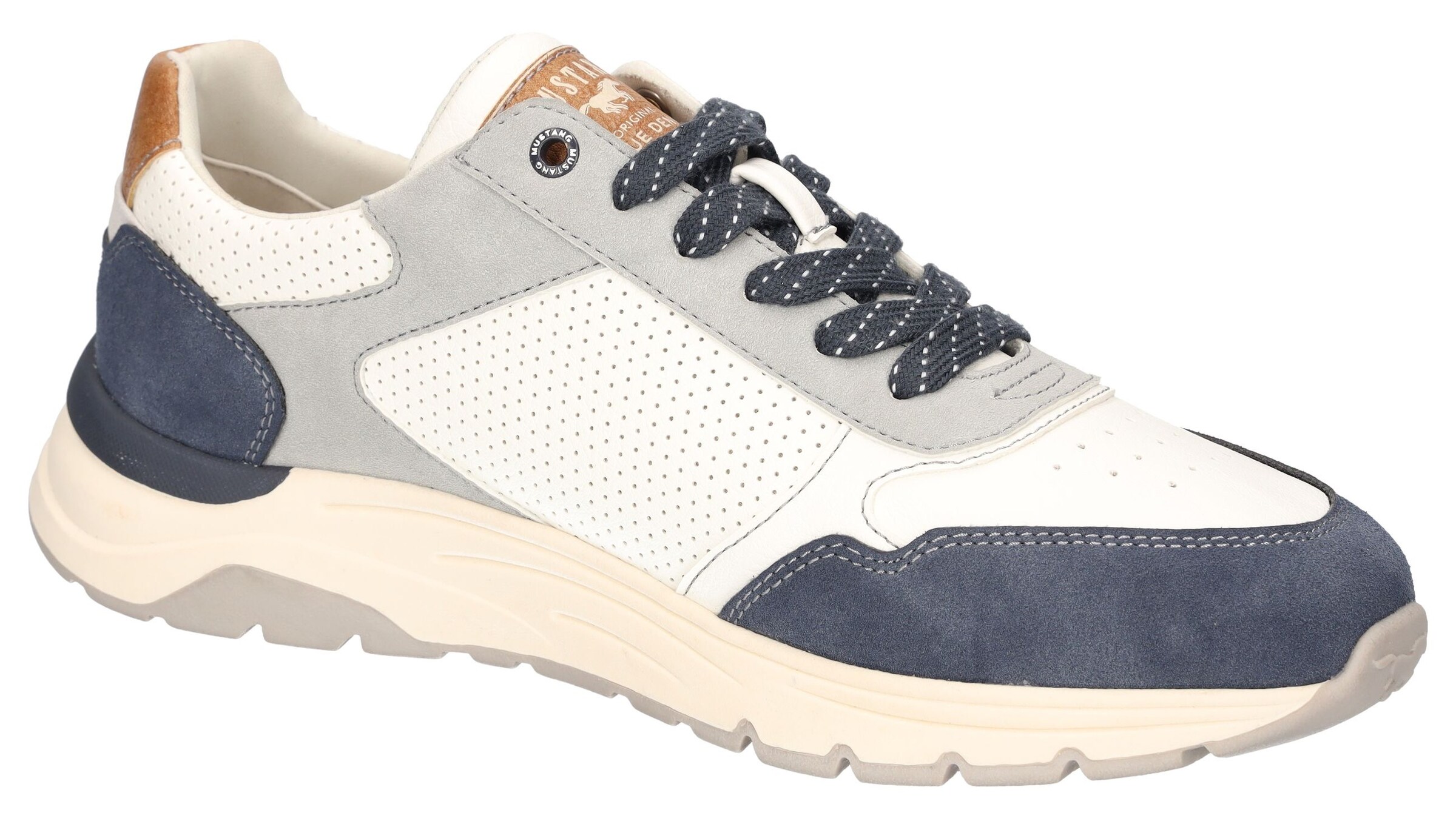 MUSTANG Sneakers in White