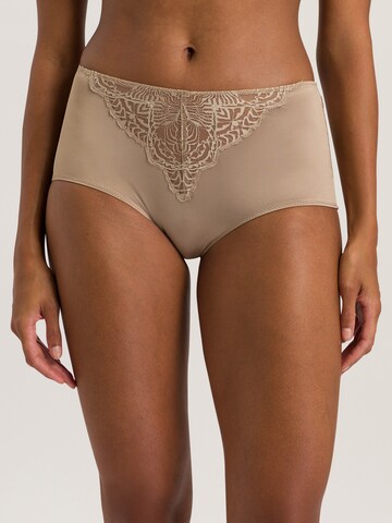 Hanro Slip ' Josephine ' in Beige: voorkant