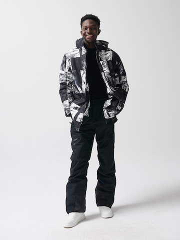 NoWear Urheilutakki värissä musta