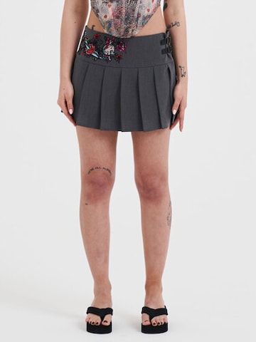 Fustă de la Ed Hardy pe gri: față