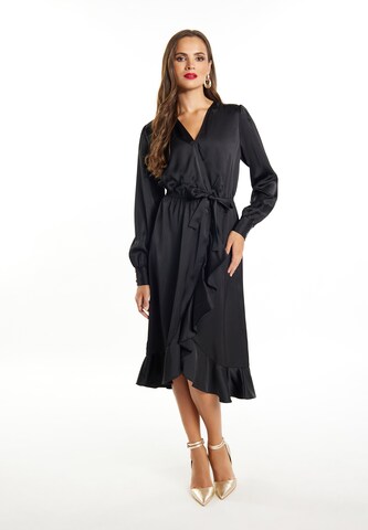 Rochie de cocktail de la faina pe negru