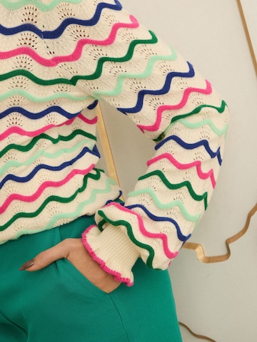 love & roses Свитер в Бежевый