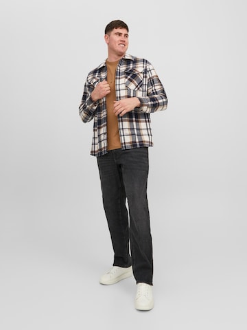 Jack & Jones Plus - Ajuste confortable Camisa 'Eddie' en blanco