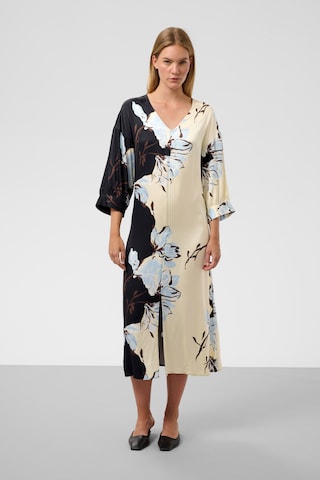 SOAKED IN LUXURY Kleid in Grau: Vorderseite