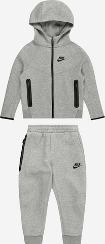 Nike Sportswear Jogging ruhák - szürke: elől