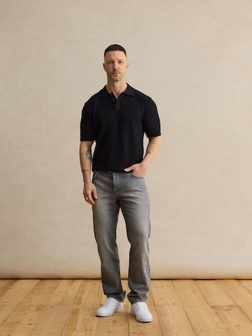 DAN FOX APPAREL Regularen Kavbojke 'Jack' | siva barva