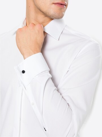 Coupe slim Chemise business SEIDENSTICKER en blanc