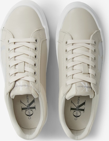 Calvin Klein Jeans Sneaker low in Grau