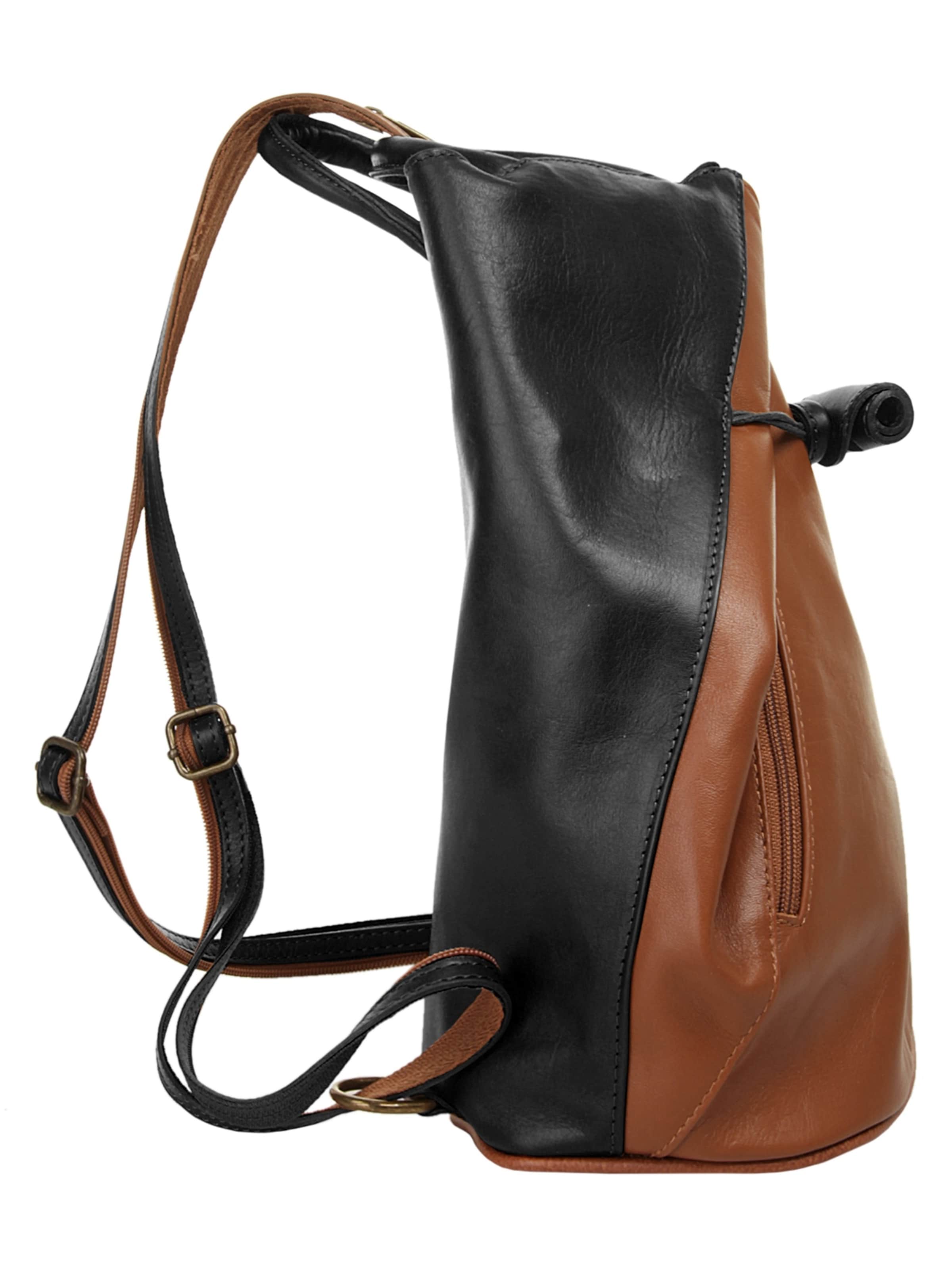 Samantha Look Backpack in Beige