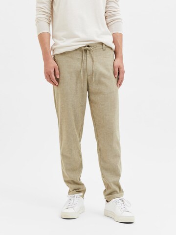 regular Pantaloni chino 'Brody' di SELECTED HOMME in beige: frontale