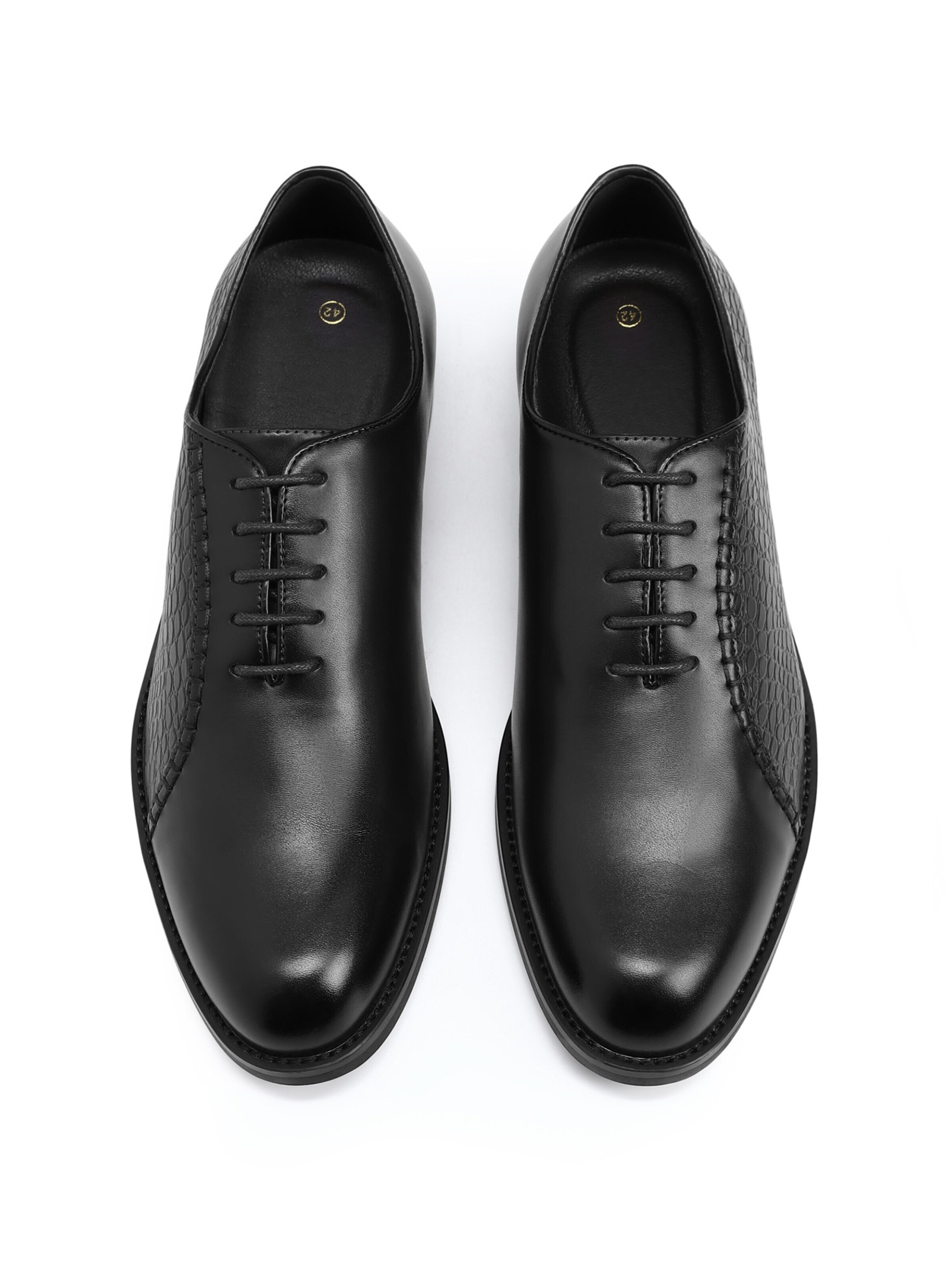 ALLTHEMEN Lace-Up Shoes 'Gleichgewicht' in Black