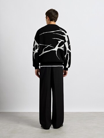 Burocs Sweater in Black