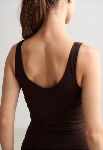 Bustino Reggiseno sportivo 'Sense' di Aim'n in marrone