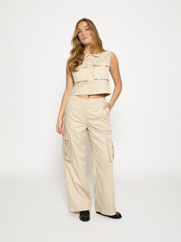 DESIRES Vesta 'Faye' – šedá