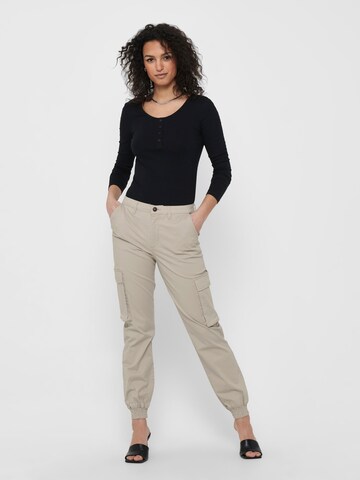 Effilé Pantalon cargo 'ONLTIGER' ONLY en beige