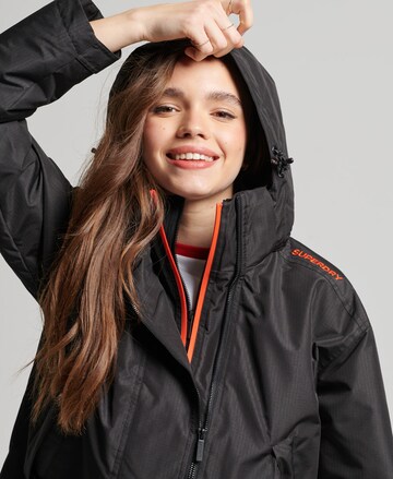 Superdry Funktionsjacke 'SD-Windcheater' in Schwarz