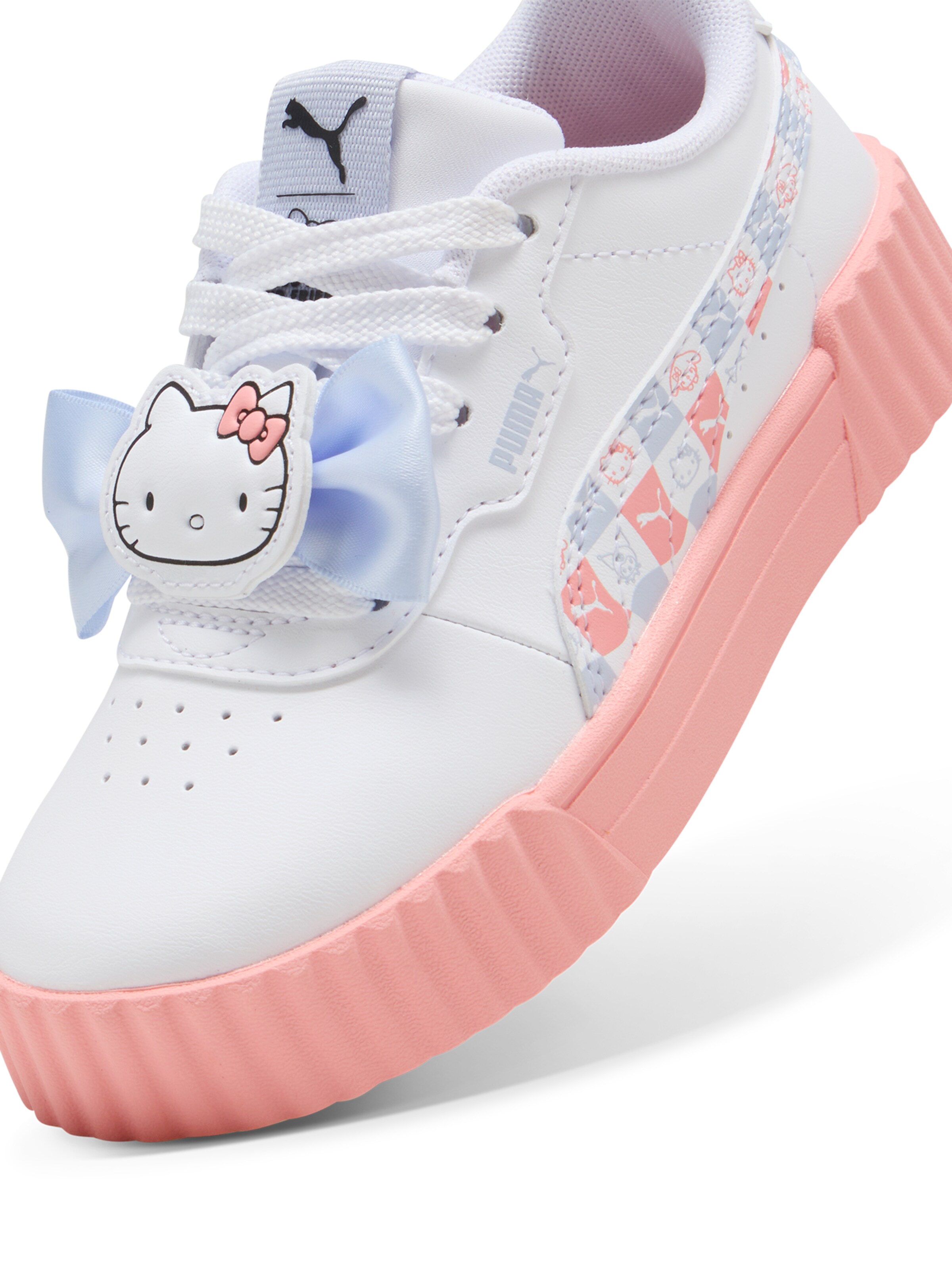 PUMA Ketsid 'Puma x Hello Kitty And Friends Carina 3.0', värv valge