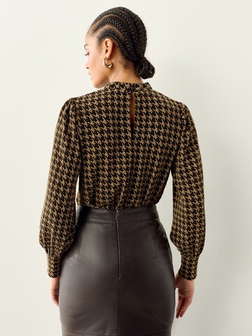 Next Blouse in Black
