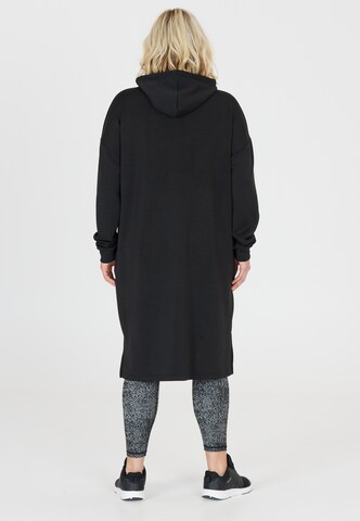 Q by Endurance Dress 'Ivory' in Black