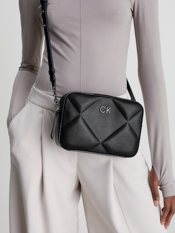 Calvin Klein Schoudertas in Zwart: voorkant