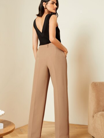 love & roses Regular Pressveckad byxa i beige