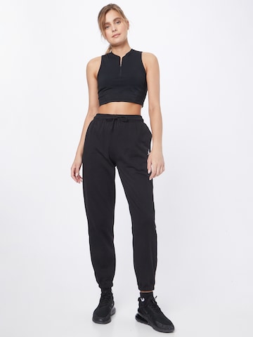 Jordan Tapered Trousers in Black